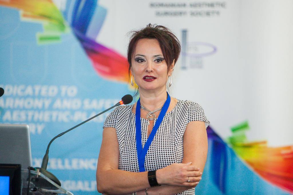 Dr. Carmen Giuglea